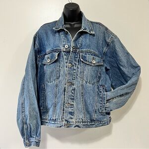 Jonny Q Men's Denim Jacket Cotton Distressed Blue Jean Jacket Size Small Vintage